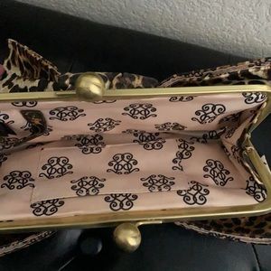 Jessica Simpson leopard print clutch